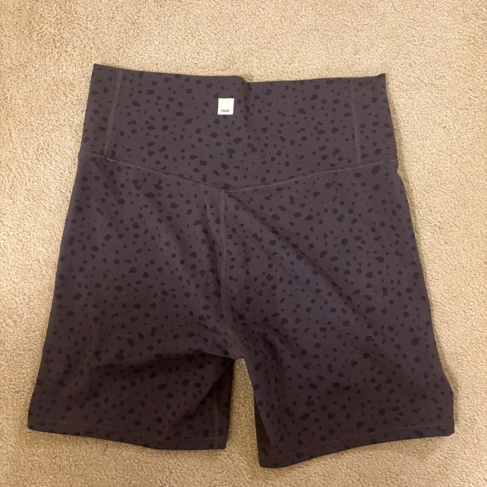 Vuori Studio Printed Short Elm Dots size Large - Picture 2 of 2